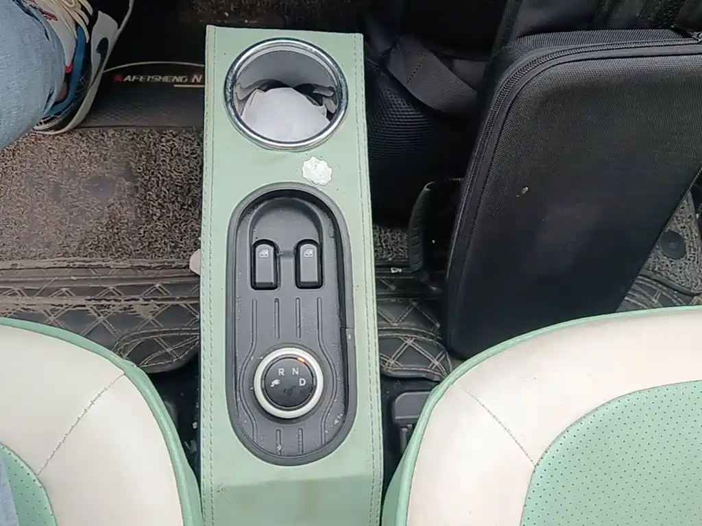 Wuling MINIEV — миниатюра 14
