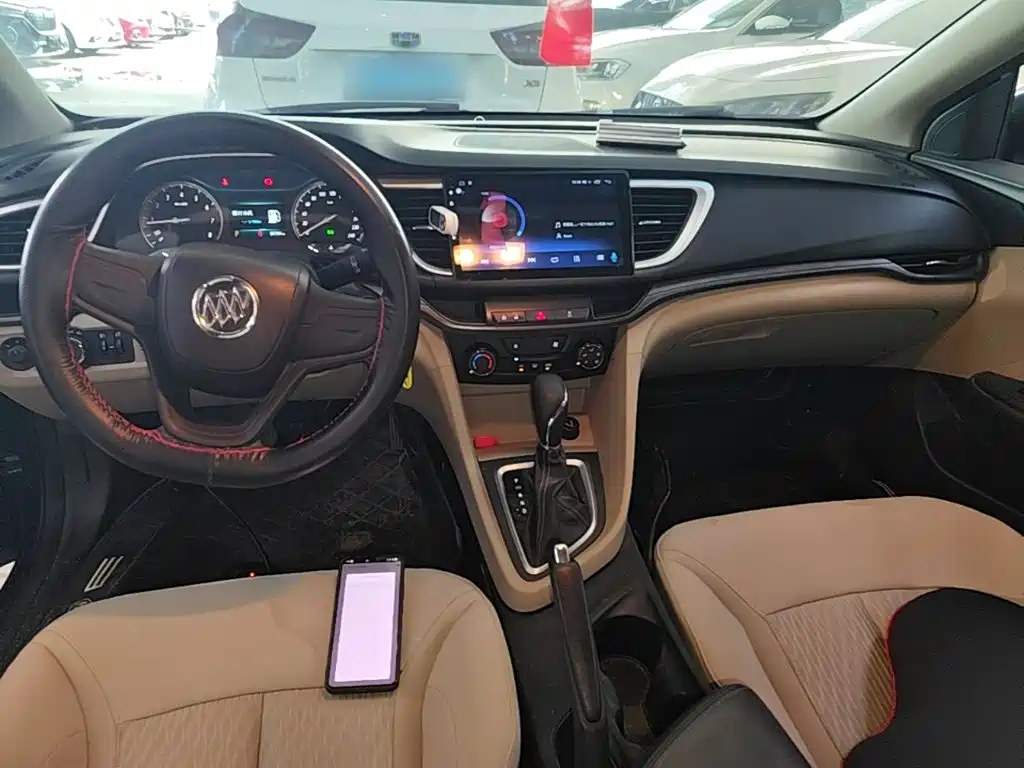Buick Excelle — миниатюра 10
