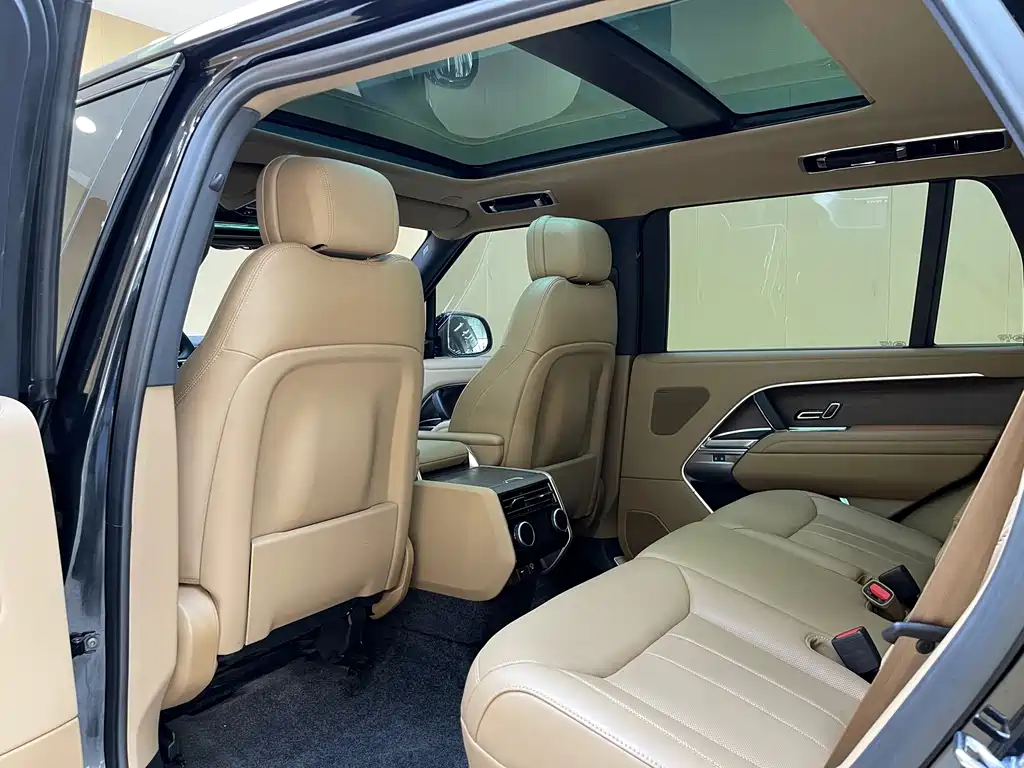 Land Rover Range Rover — миниатюра 13