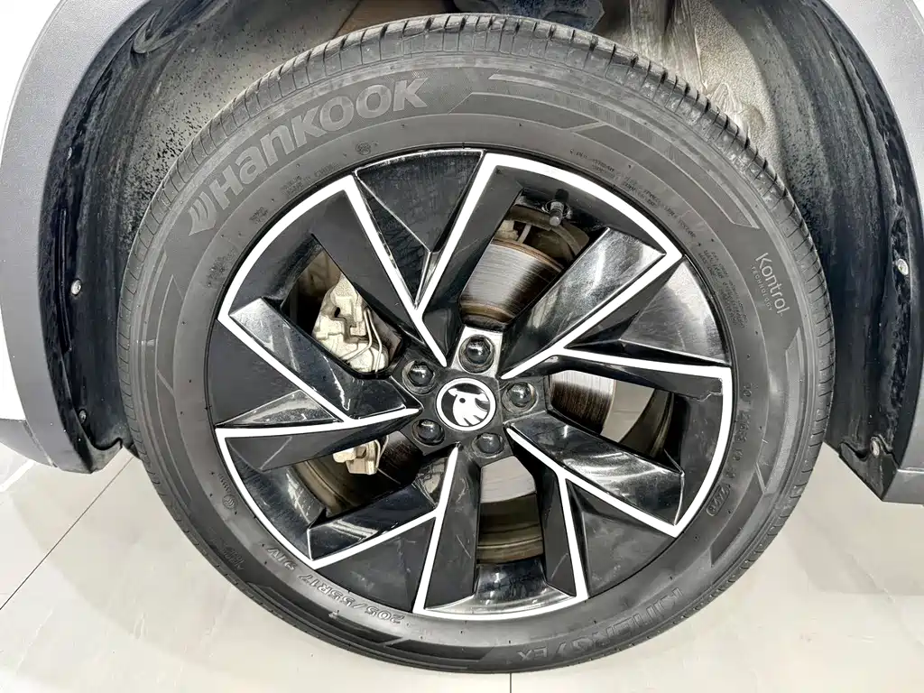 Skoda Kamiq — миниатюра 13