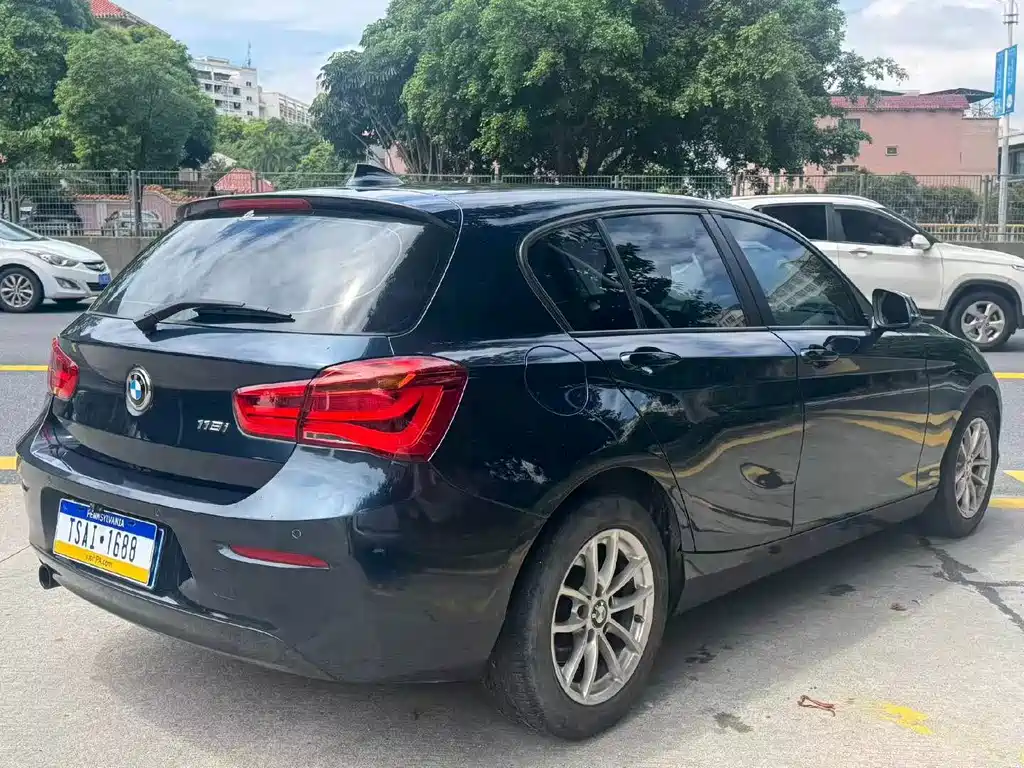 BMW 1 Series (Import) — миниатюра 3