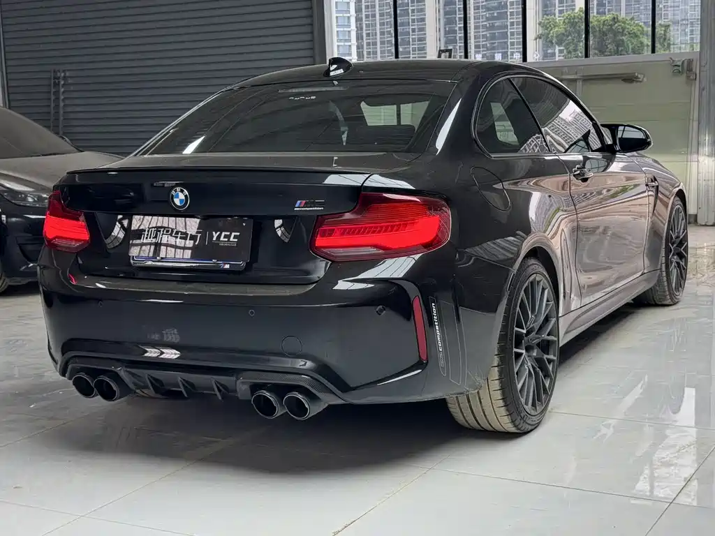 BMW M2 — миниатюра 11