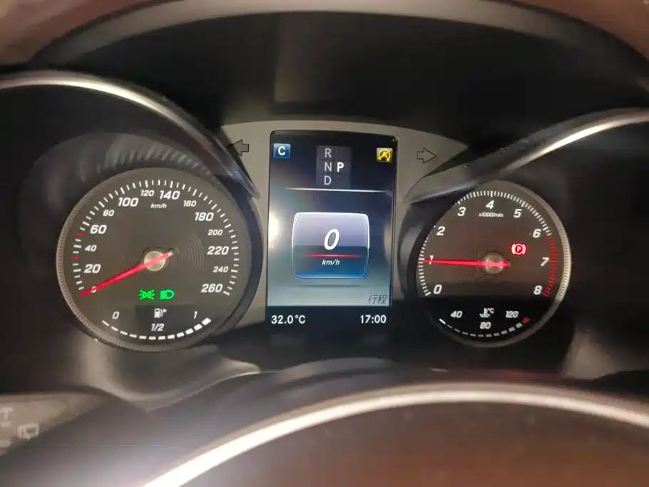 Mercedes-Benz GLC — миниатюра 14