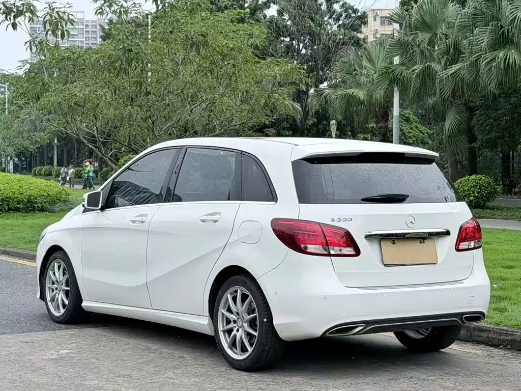 Mercedes-Benz B-Class — миниатюра 5