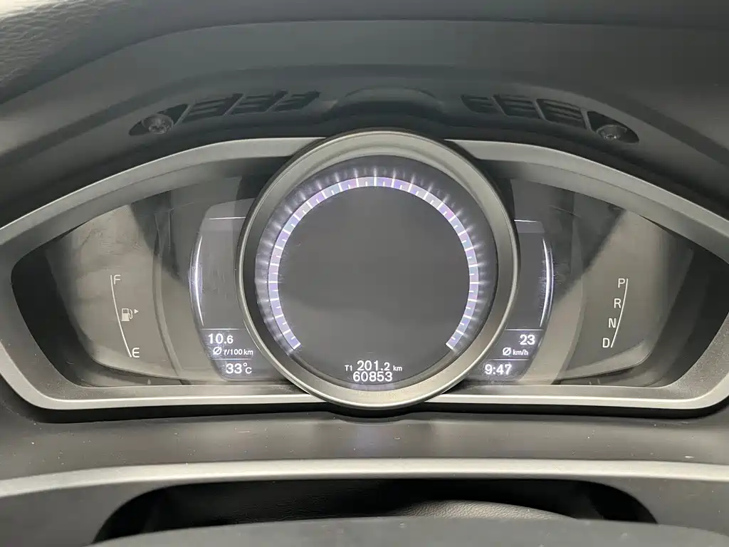 Volvo V40 — миниатюра 8