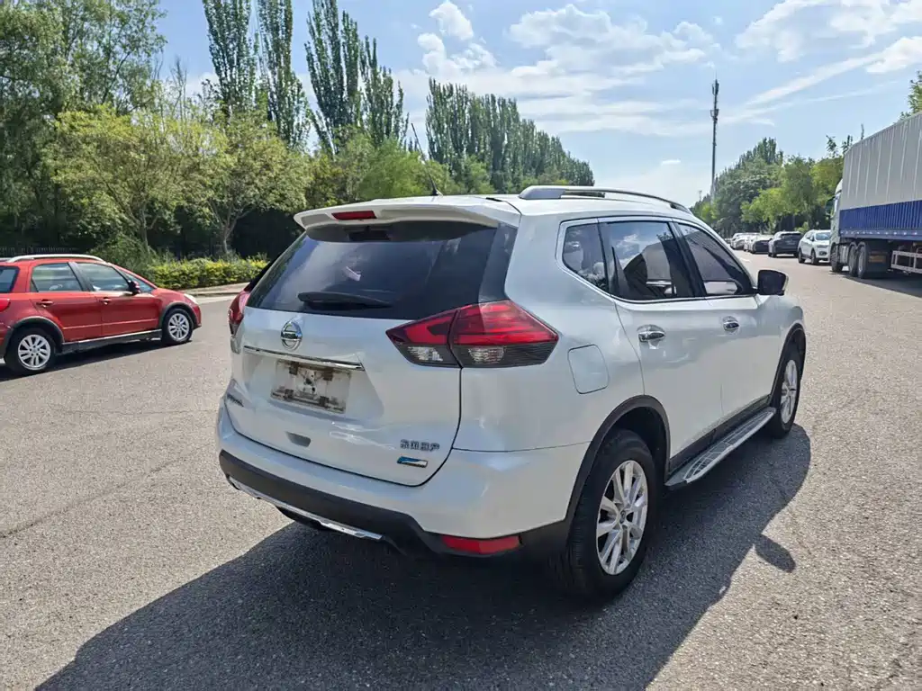Nissan X-Trail — миниатюра 9