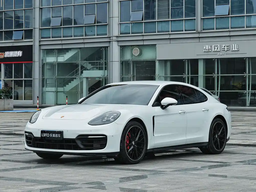Купить Porsche Panamera