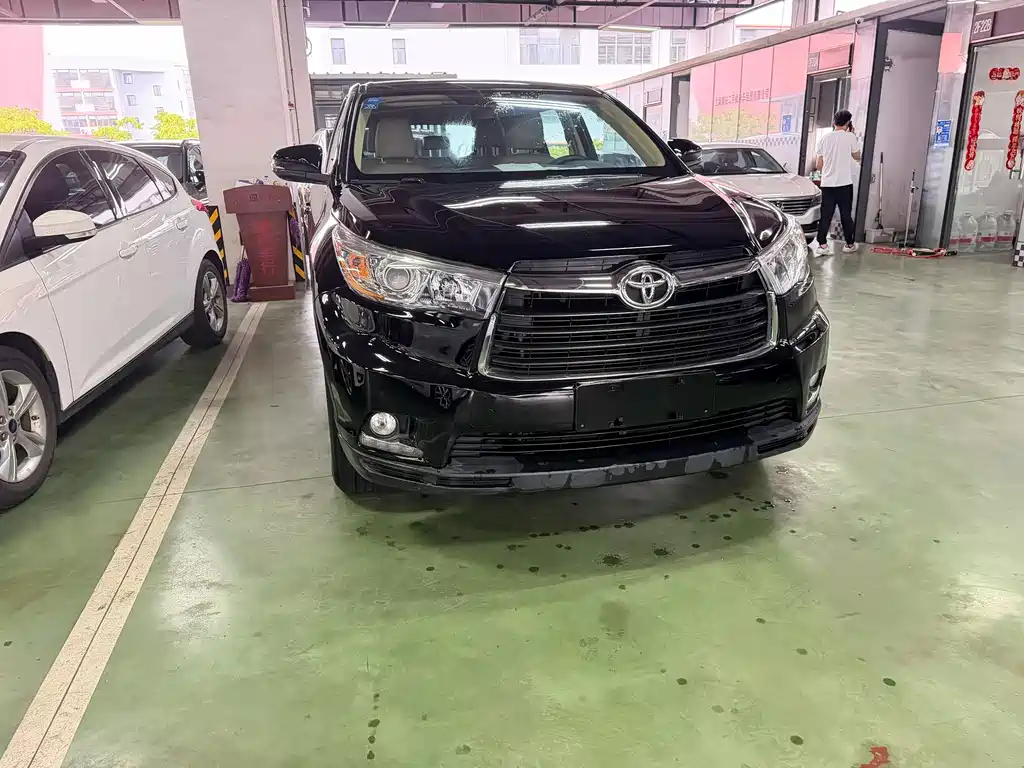 Toyota Highlander — миниатюра 2