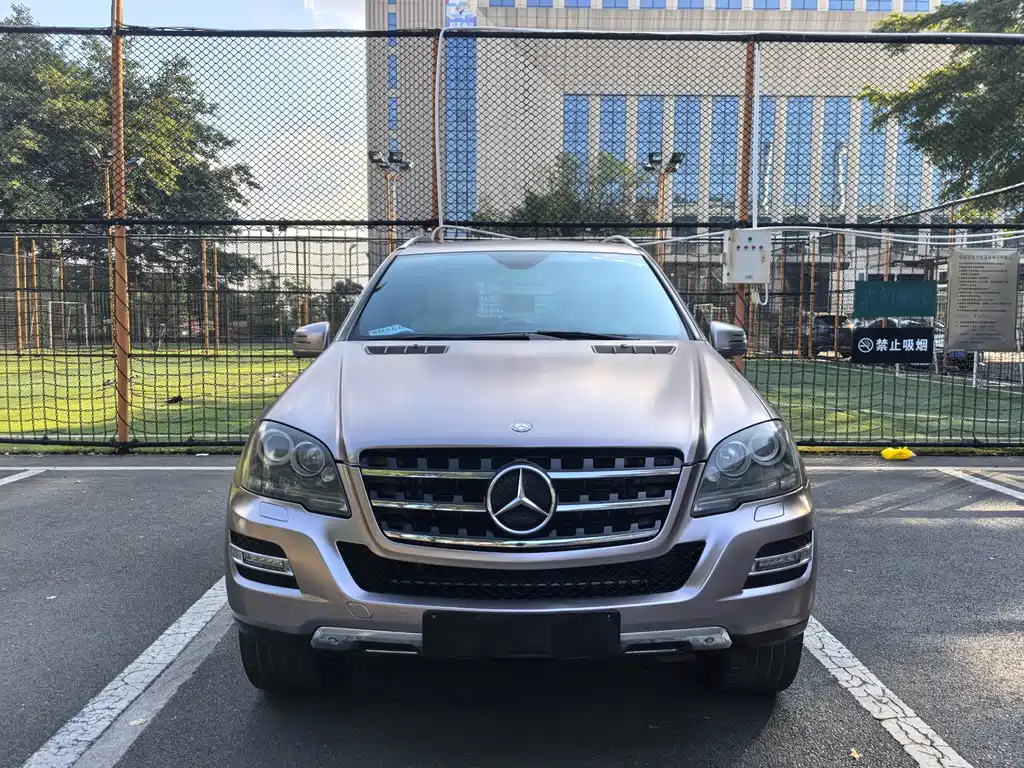 Mercedes-Benz M 2010 ML 350 4MATIC Luxury