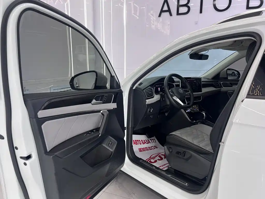 Volkswagen Tayron 2023 280TSI Luxury Plus