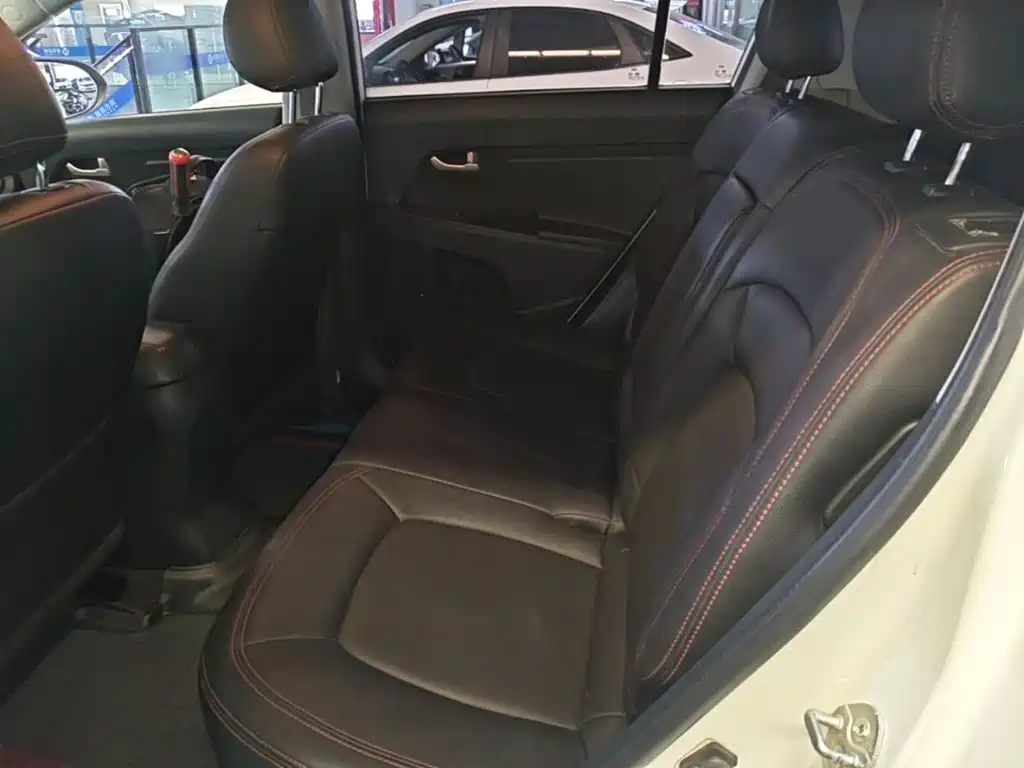 Kia Sportage — миниатюра 17