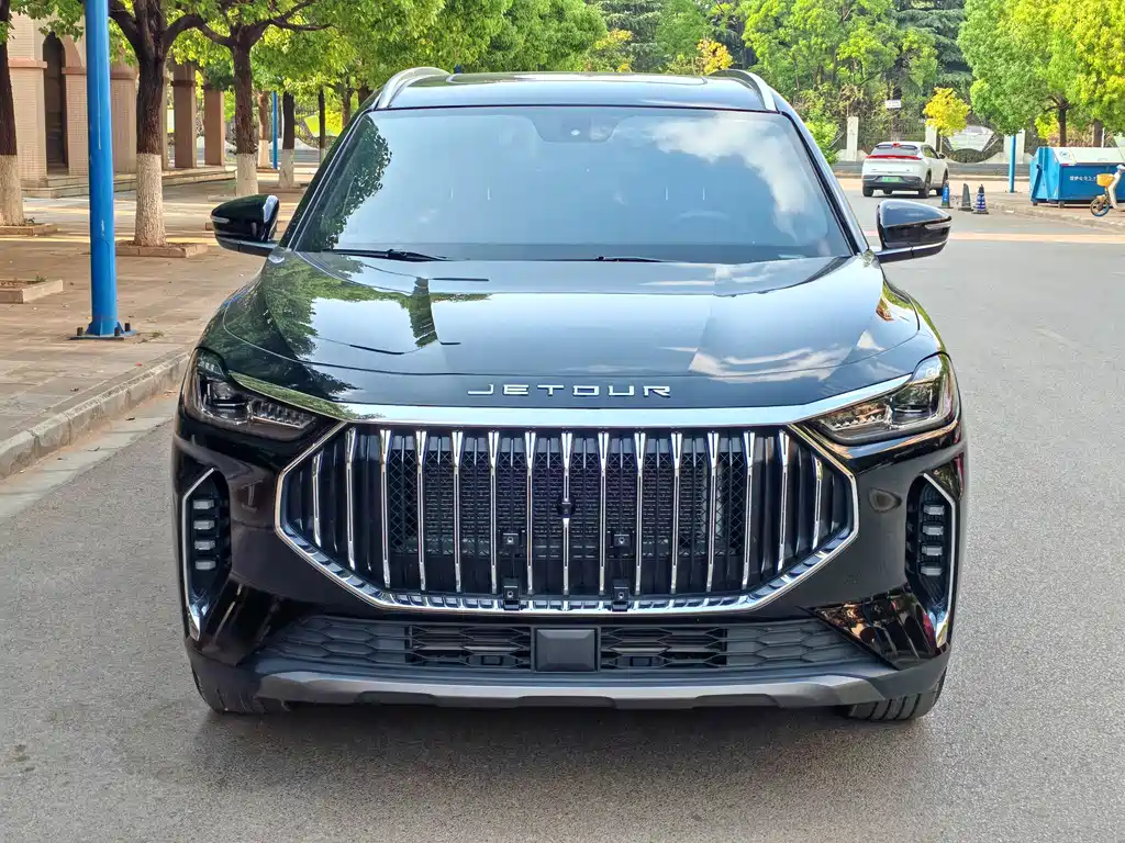 JETOUR X70 PLUS 2025 Champion 1.5T DCT Champion MAX+ 7 мест