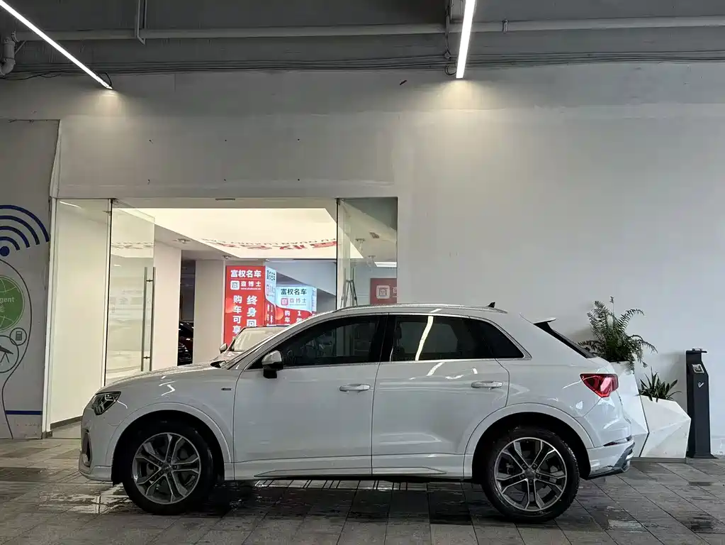 Audi Q3 — миниатюра 3