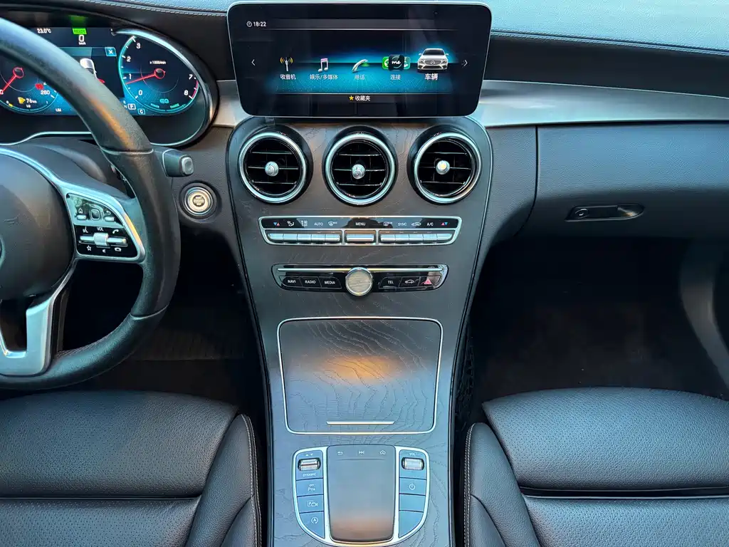 Mercedes-Benz C-Class — миниатюра 15