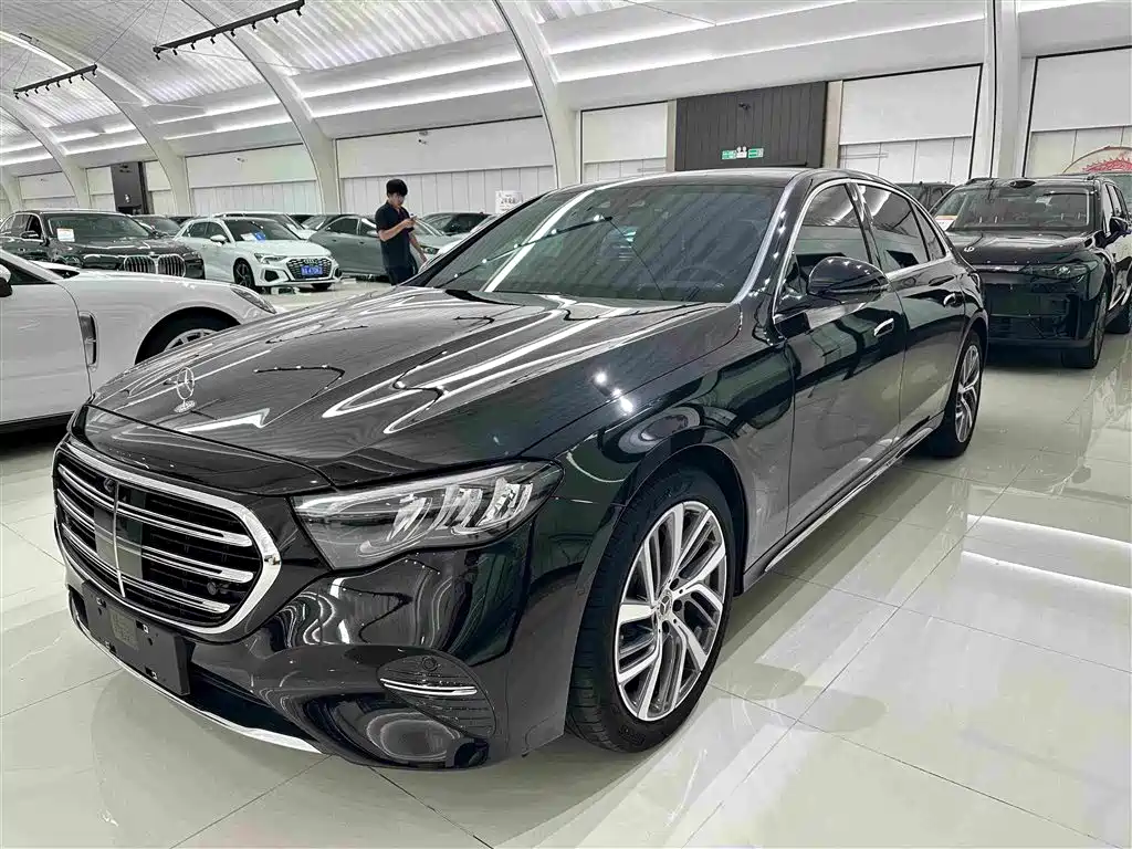 奔驰E级 2024款 E 300 L 时尚型 2024