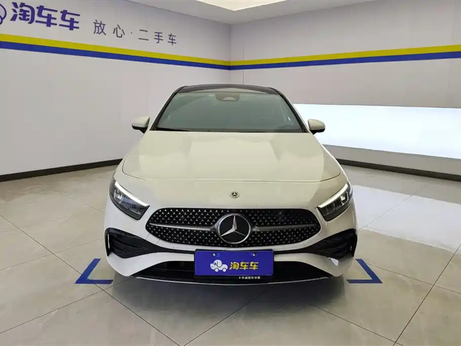 Mercedes-Benz A-Class A 2023 A 200 L Fashion