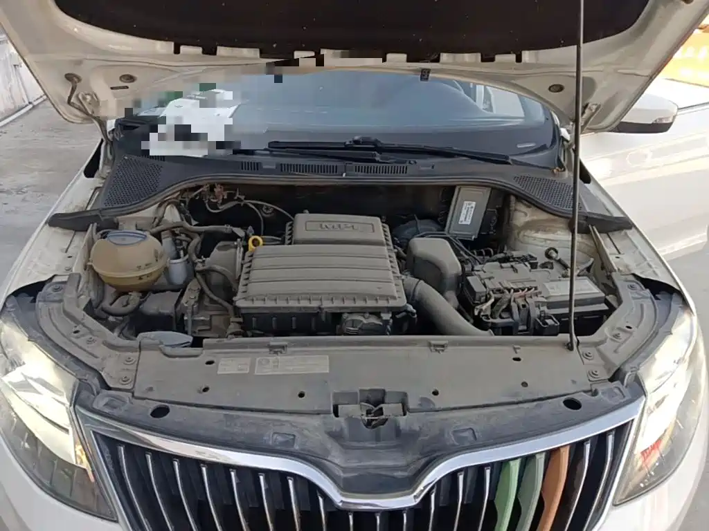 Skoda Rapid — миниатюра 20