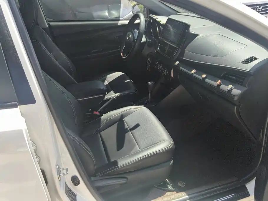 Toyota Vios FS — миниатюра 8
