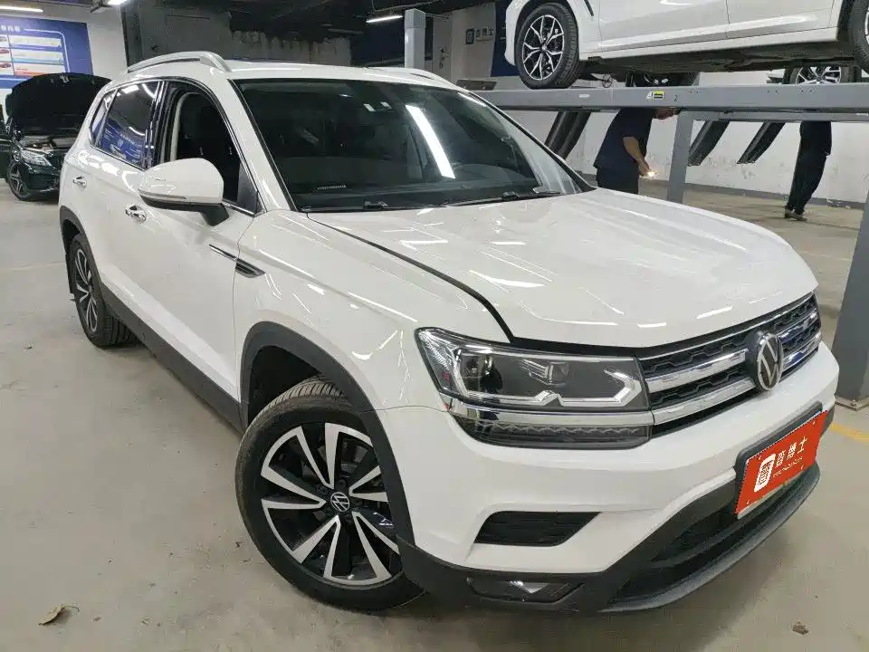 Volkswagen Tharu — миниатюра 3