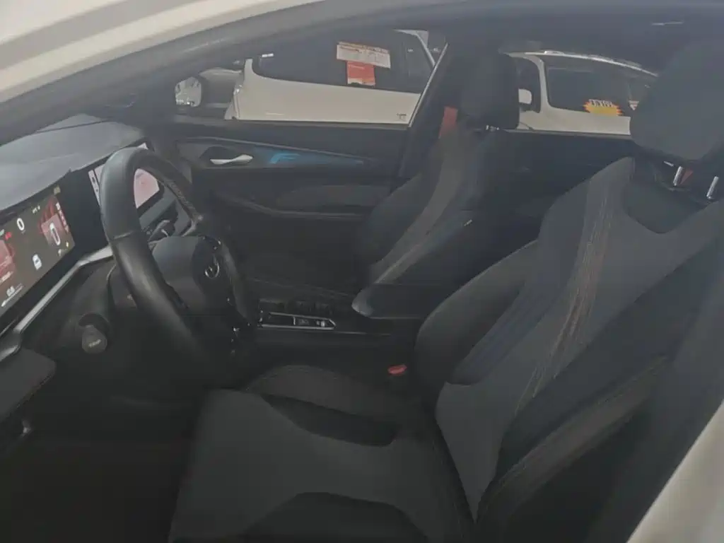 Geely Binrui — миниатюра 15