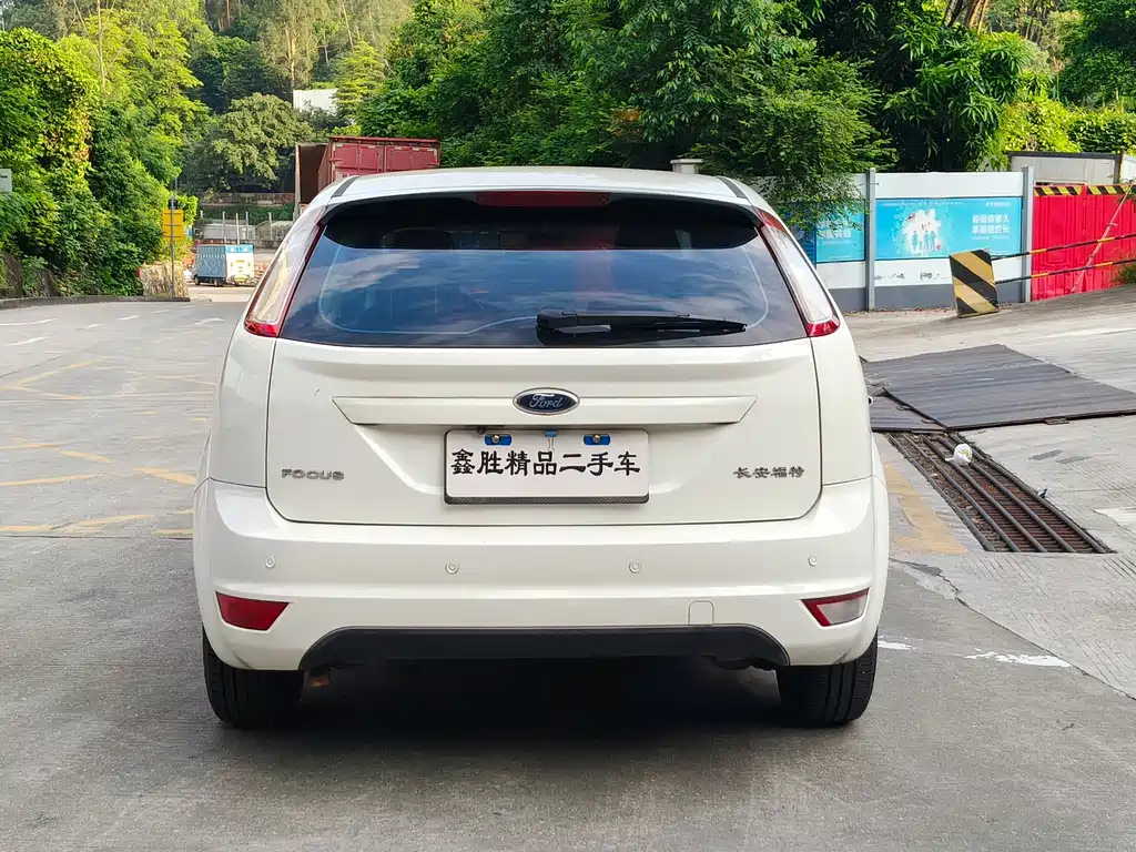 Ford Focus — миниатюра 5