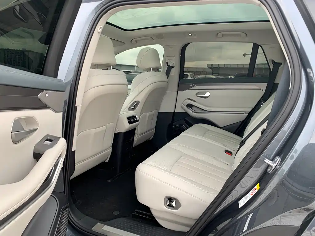 BYD Tang L — миниатюра 9