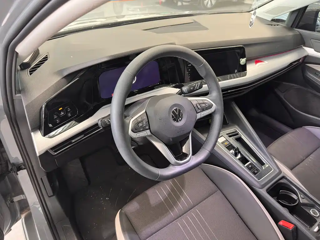 Volkswagen Golf — миниатюра 6