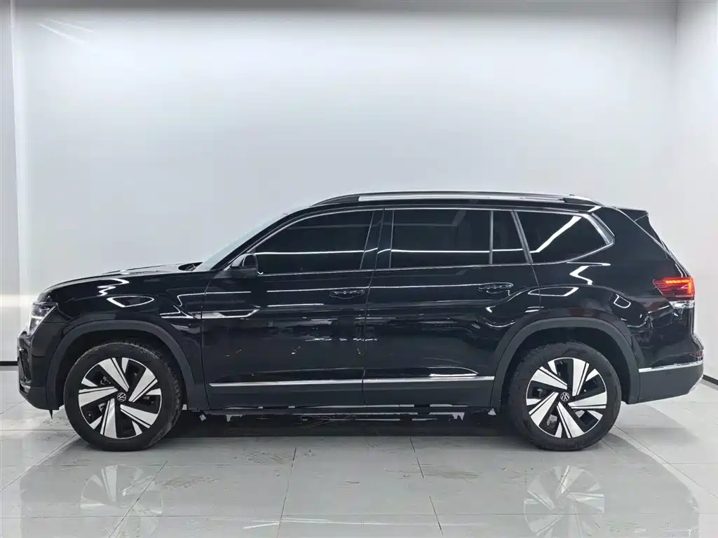 Volkswagen Teramont — миниатюра 3