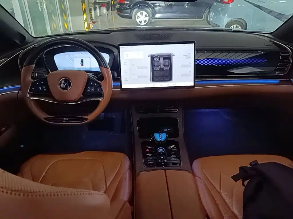 BYD Han — миниатюра 10