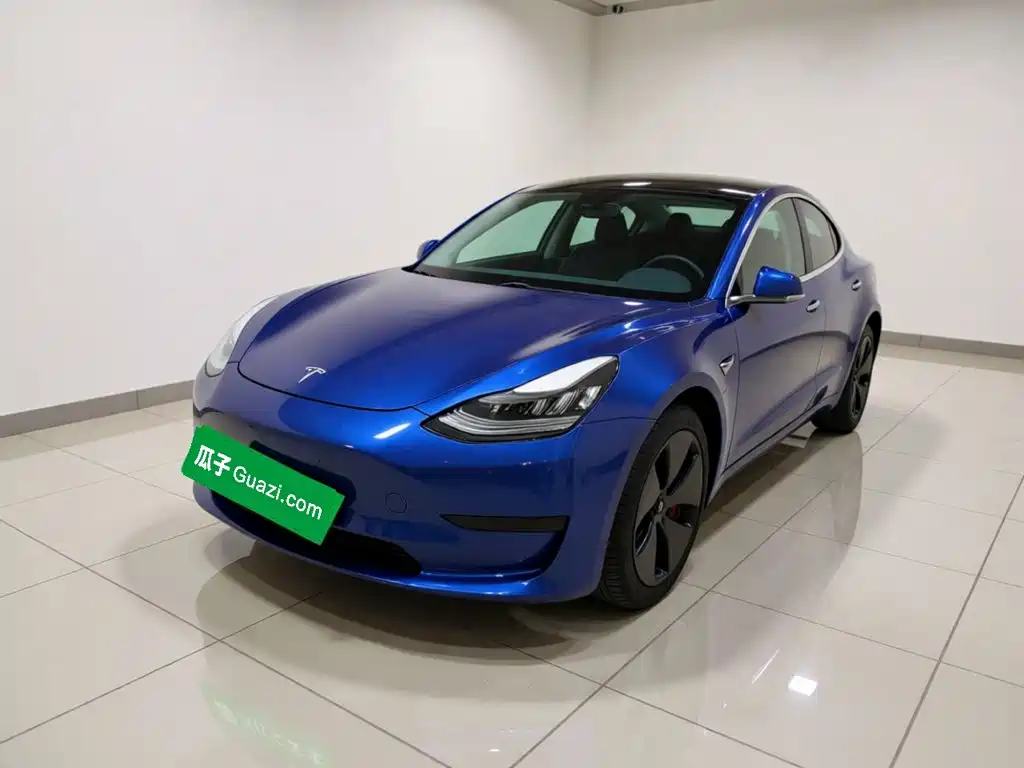 Tesla Model 3 — миниатюра 2