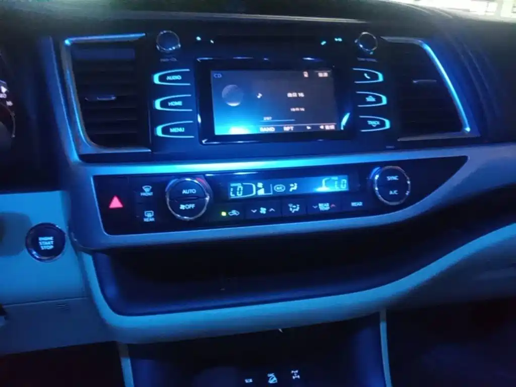 Toyota Highlander — миниатюра 13