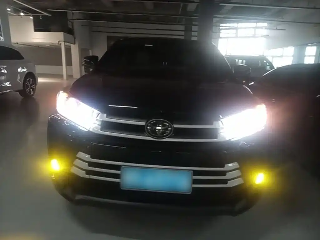 Toyota Highlander — миниатюра 3