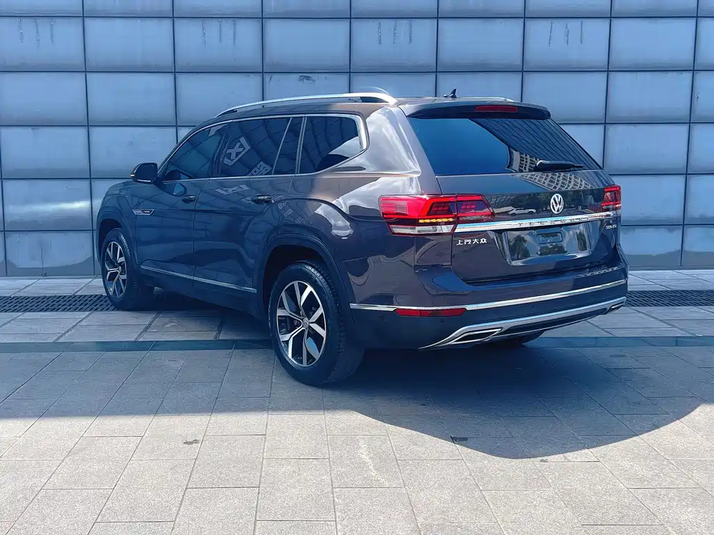 Volkswagen Teramont — миниатюра 10