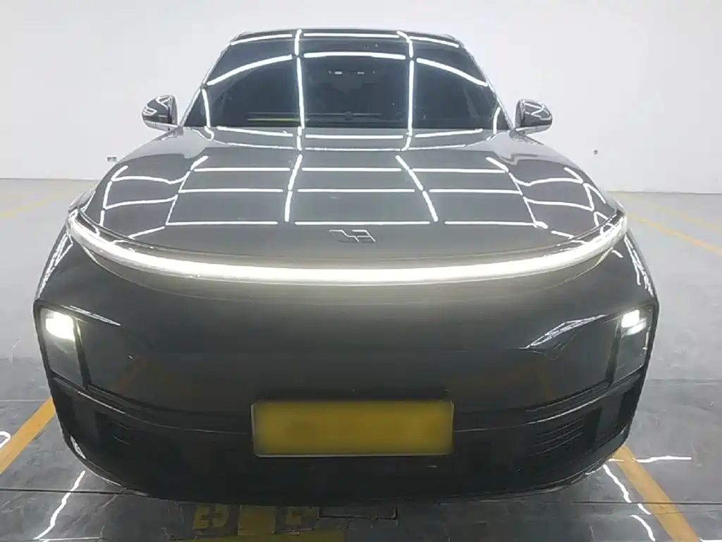 Li Auto Li L8 — миниатюра 3