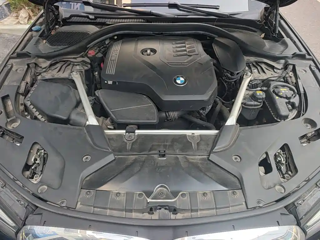 BMW 5 Series (Import) — миниатюра 16