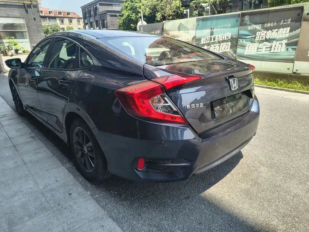 Honda Civic 2019 220TURBO CVT V