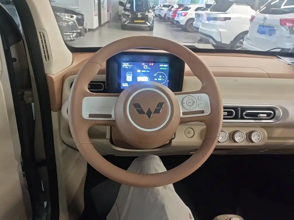 Wuling MINIEV — миниатюра 11