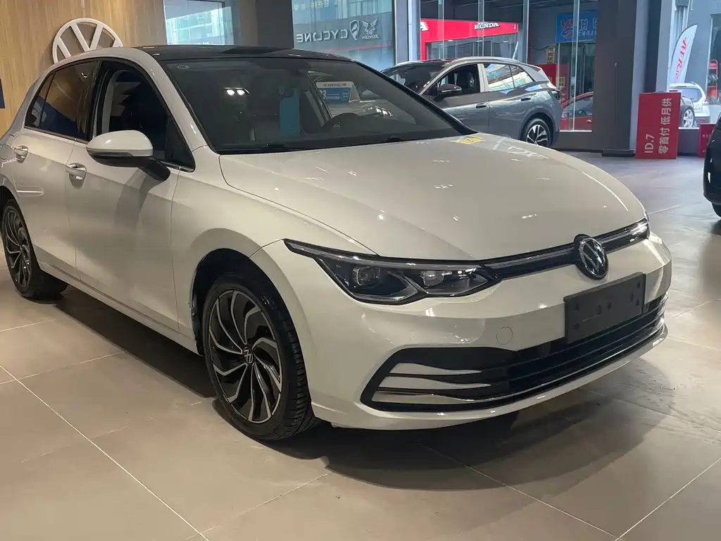 Volkswagen Golf — миниатюра 3