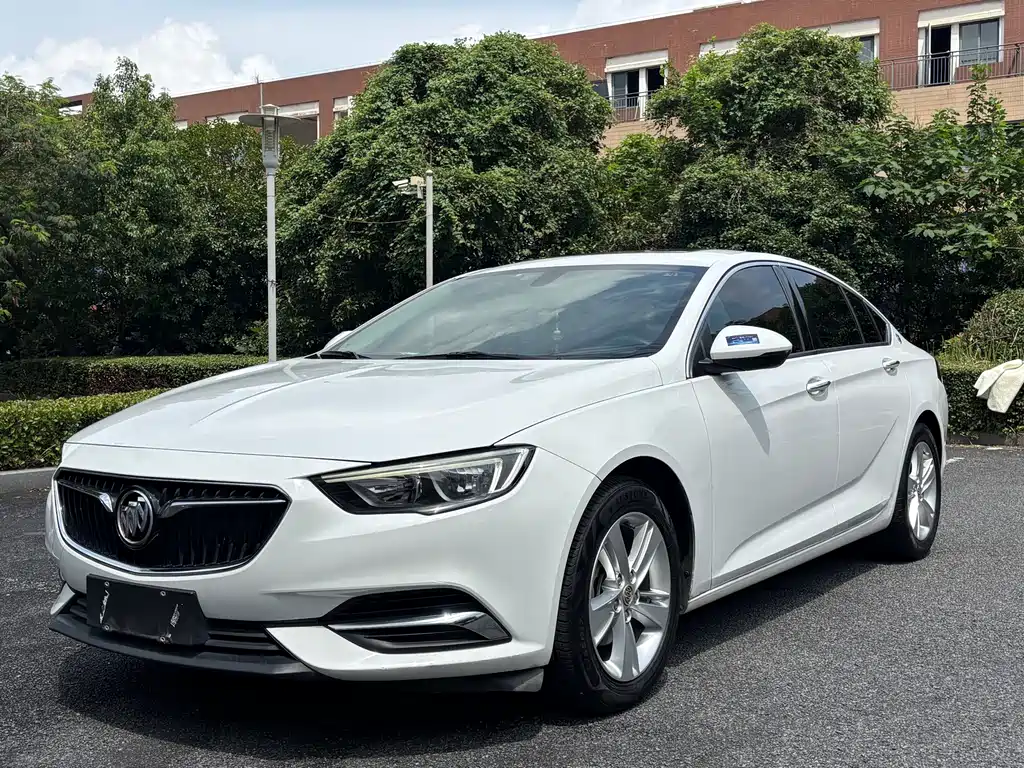 Buick Regal — миниатюра 2