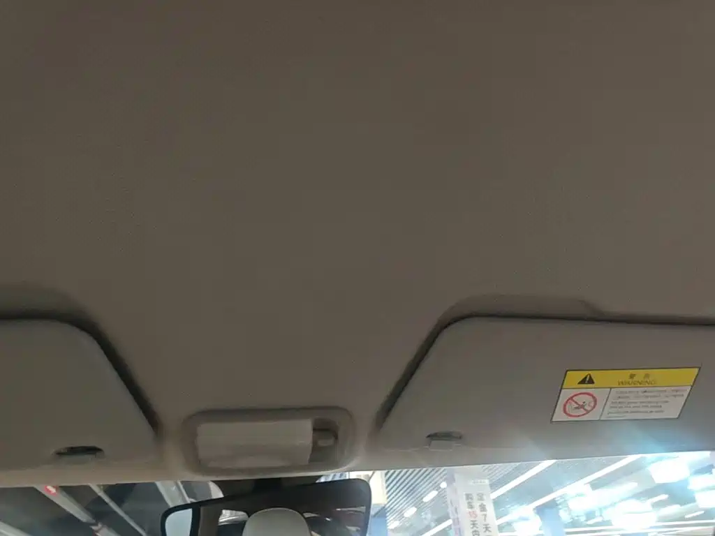 Wuling MINIEV — миниатюра 18