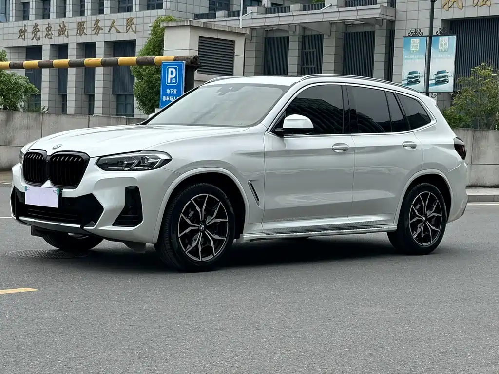 Купить BMW X3