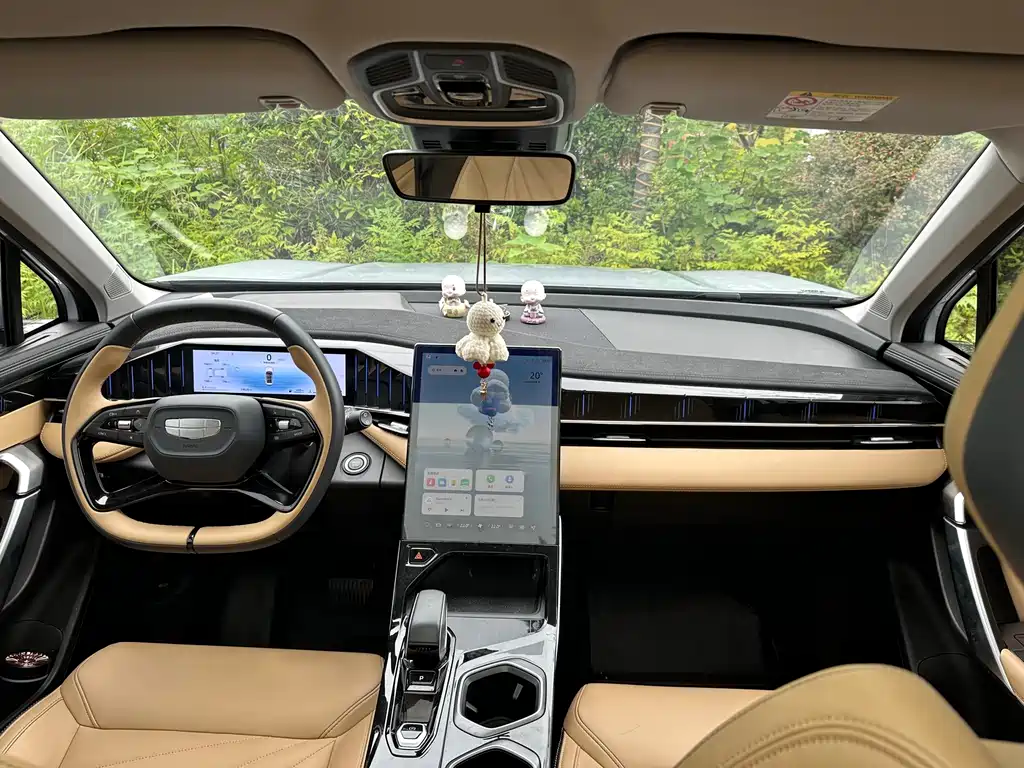 Geely Boyue L — миниатюра 9