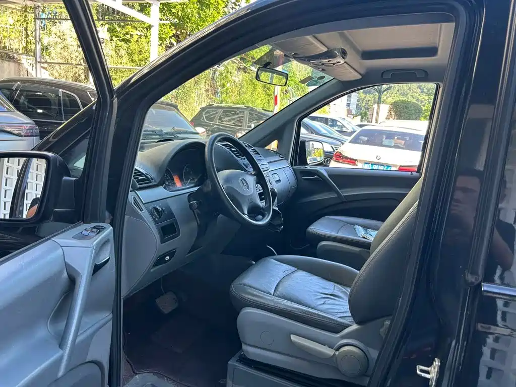 Mercedes-Benz Vito — миниатюра 2