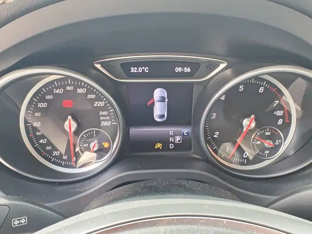 Mercedes-Benz CLA (Import) — миниатюра 8