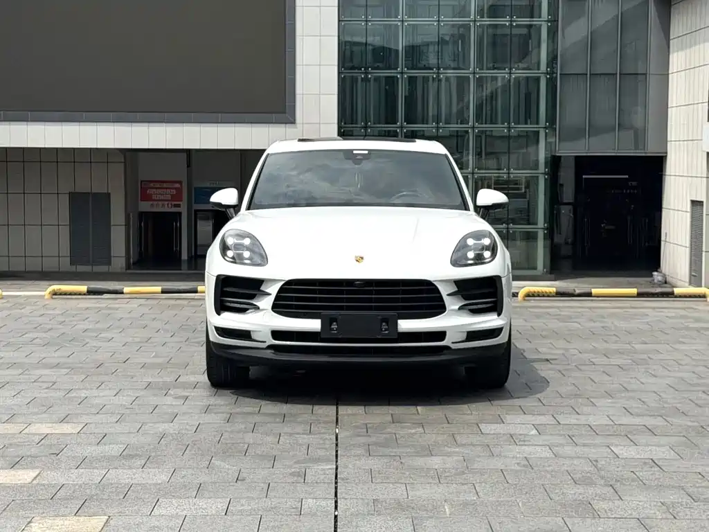 Porsche Macan — миниатюра 2