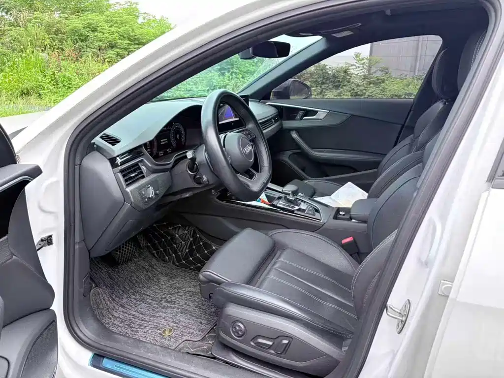 Audi A4L — миниатюра 4