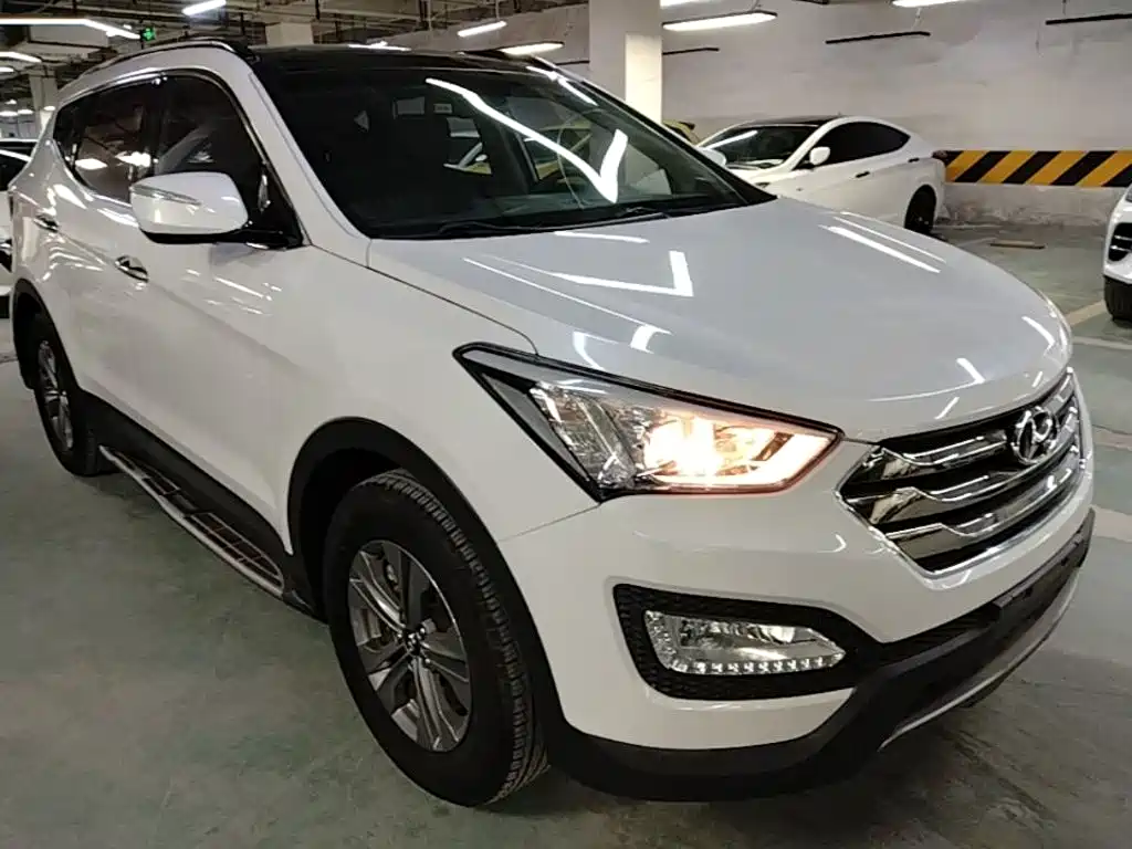 Hyundai Santa Fe — миниатюра 4