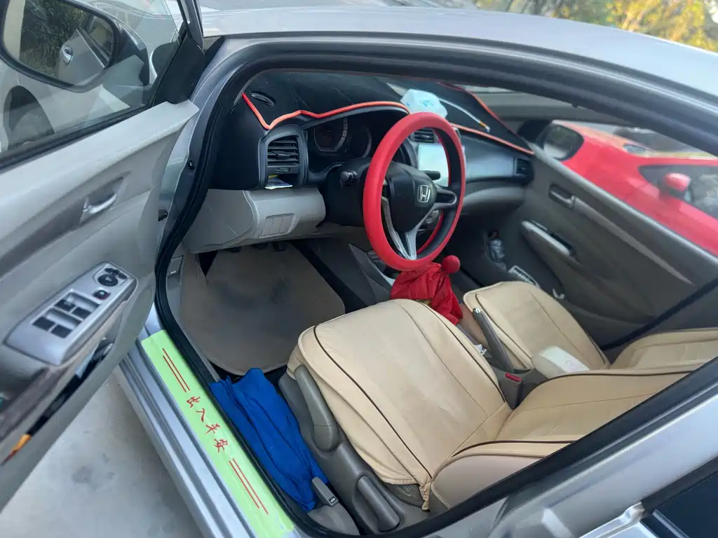 Honda City Classic — миниатюра 8
