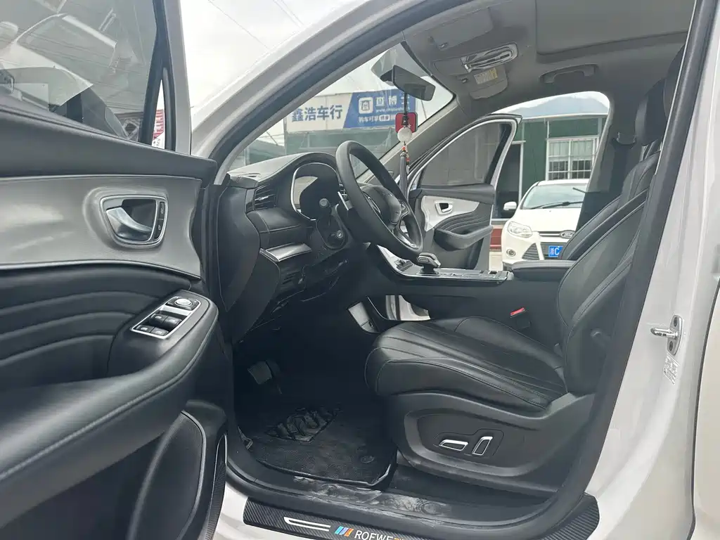 Roewe RX5 MAX — миниатюра 5