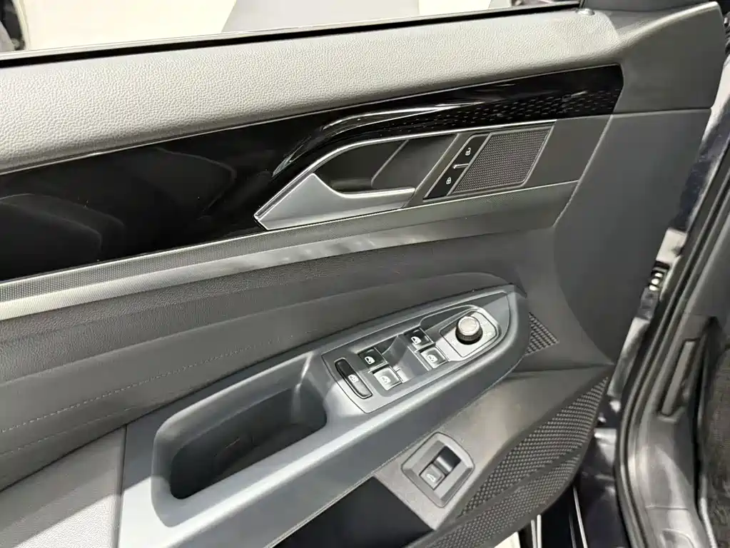 Volkswagen Passat — миниатюра 5